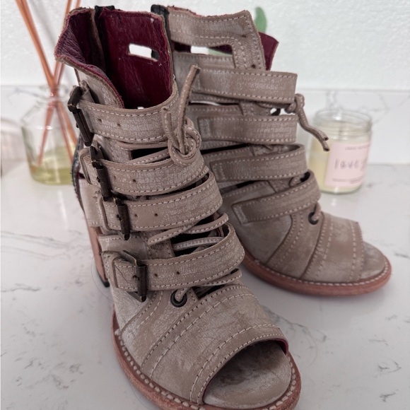 Freebird Braden Sz 6 - Picture 3 of 7